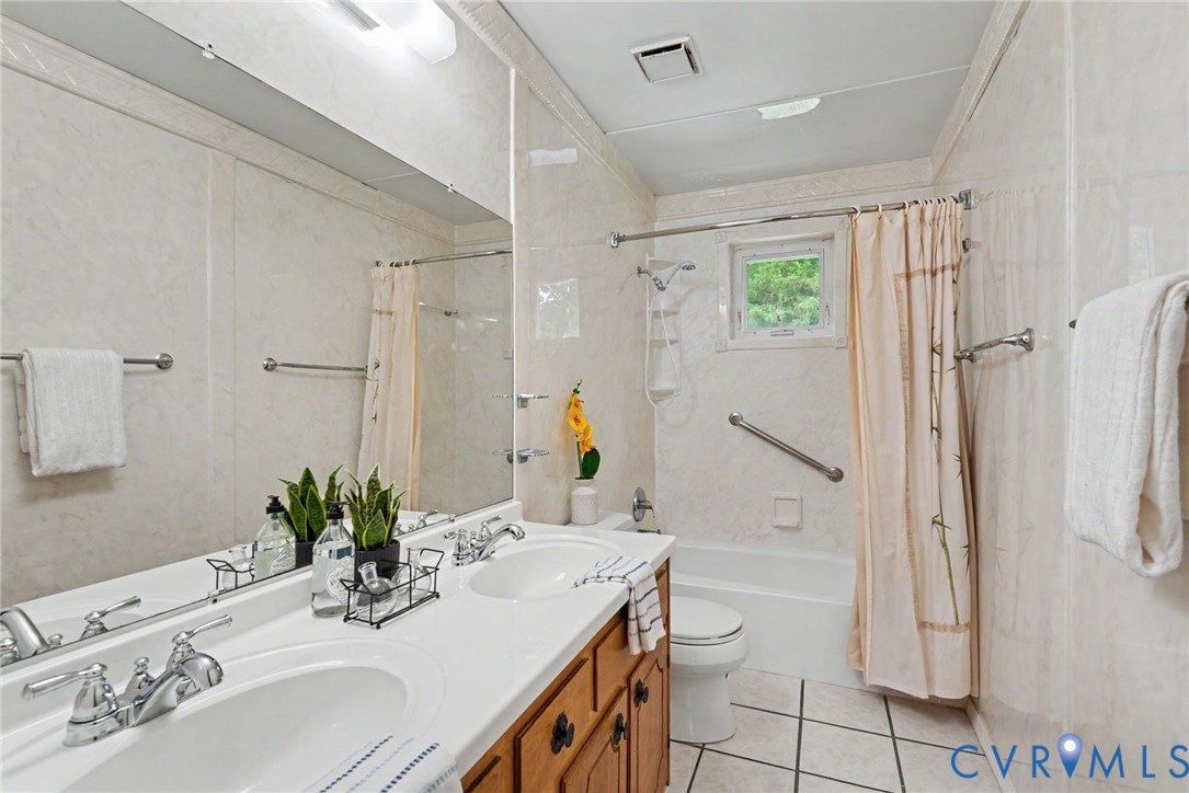 509 Briarwood Cir