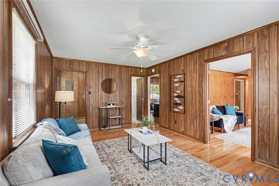509 Briarwood Cir