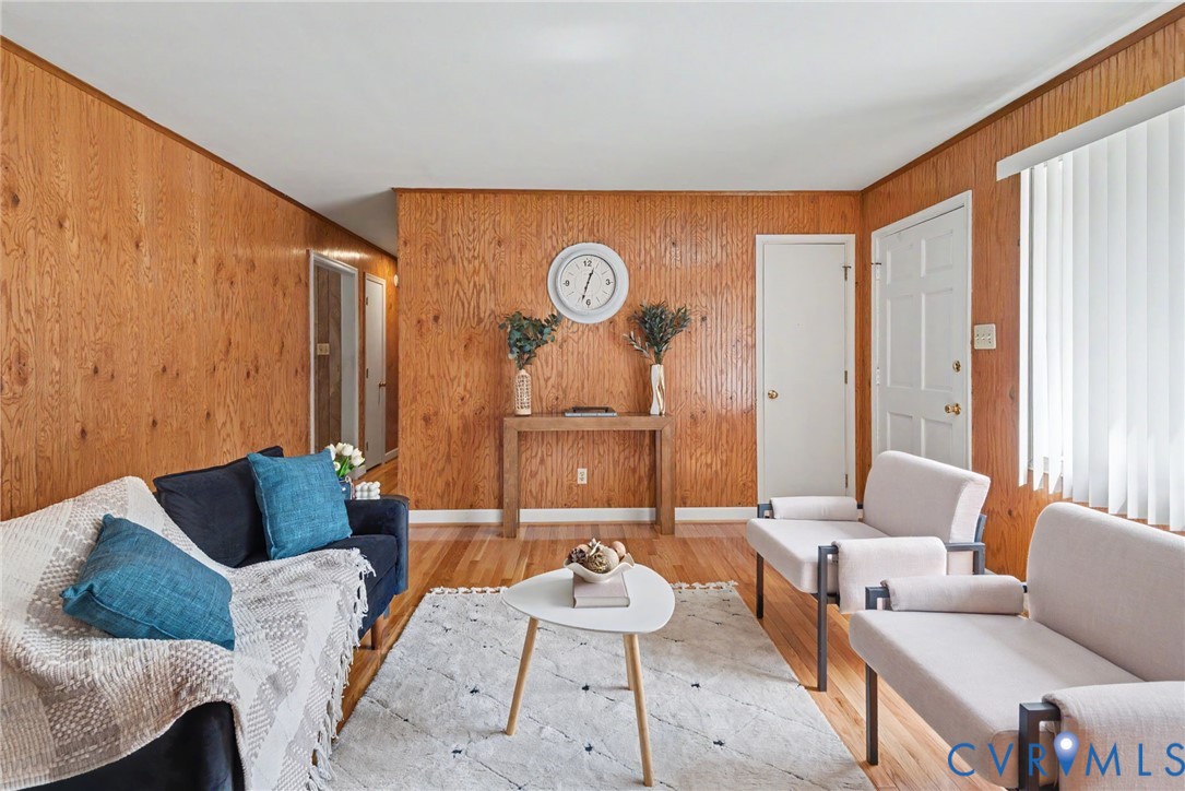 509 Briarwood Cir