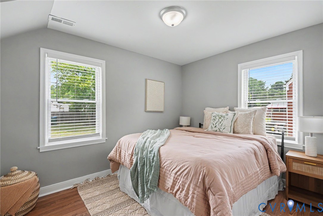 3424 Danbury Rd