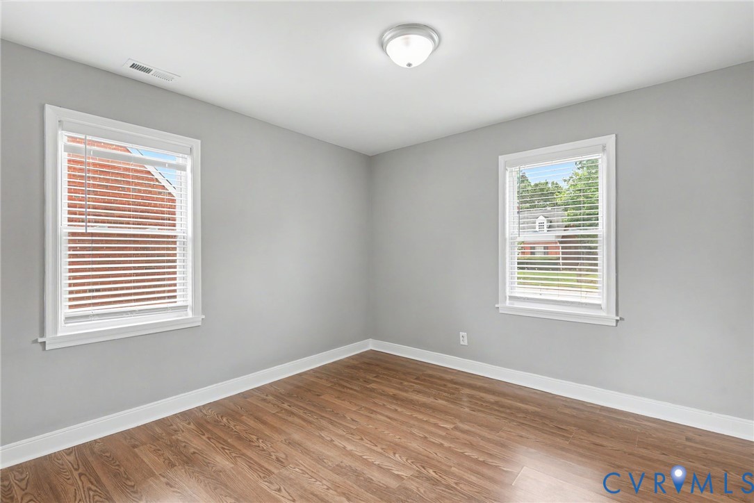 3424 Danbury Rd