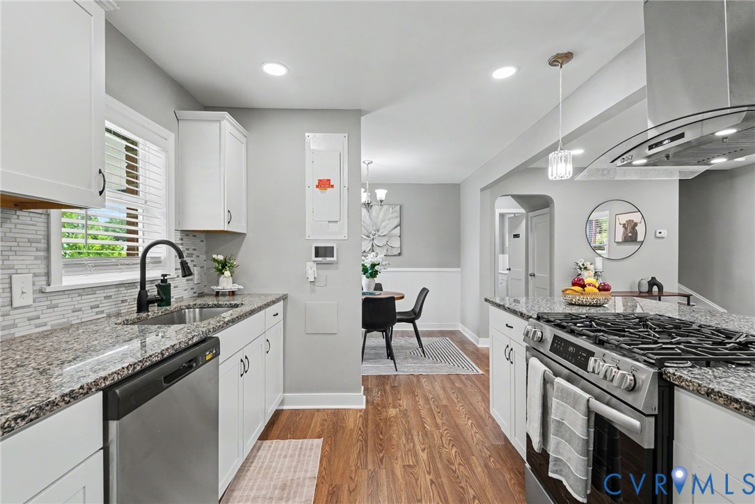 3424 Danbury Rd