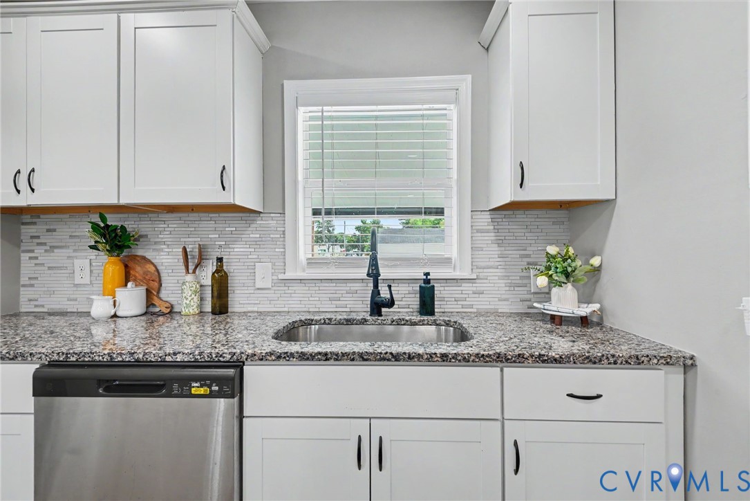 3424 Danbury Rd
