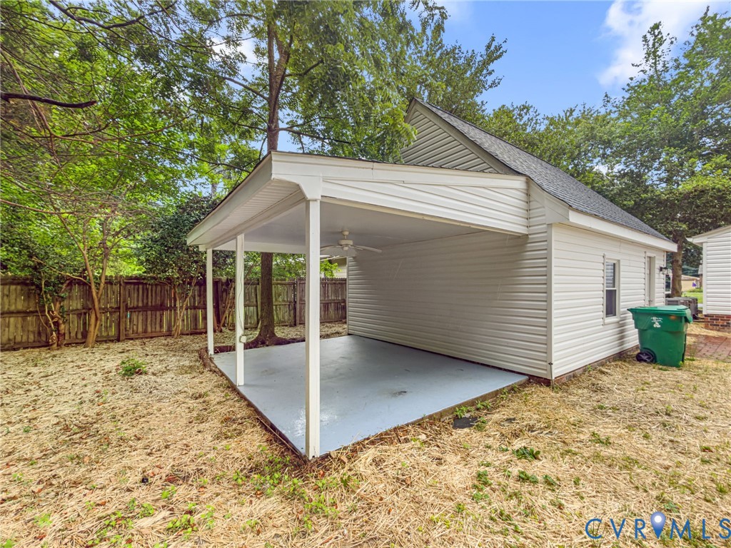 422 Nottingham Dr