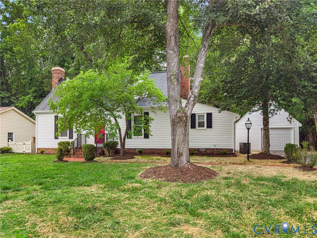 422 Nottingham Dr