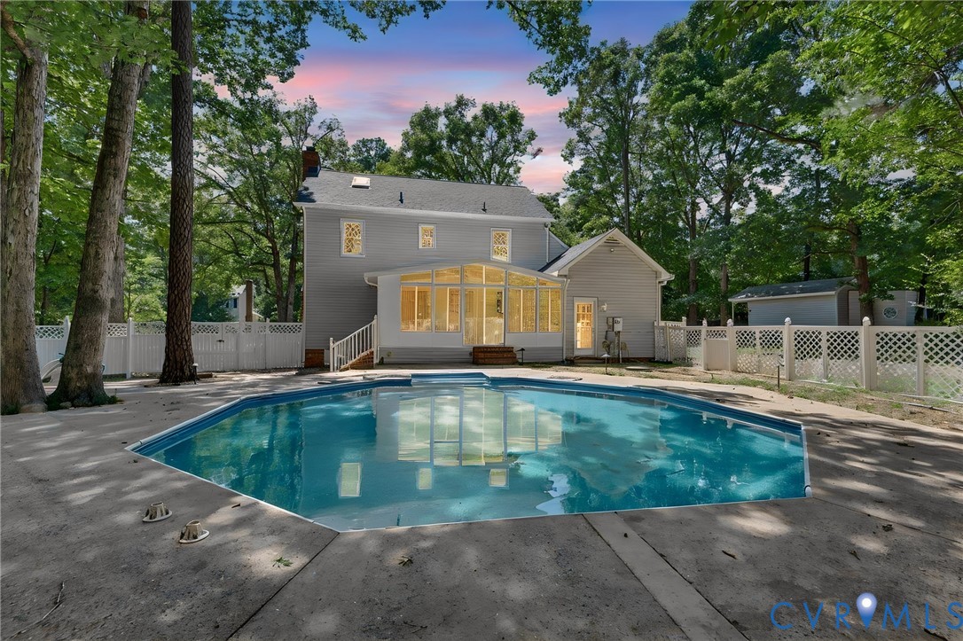 7530 Robinwood Ct