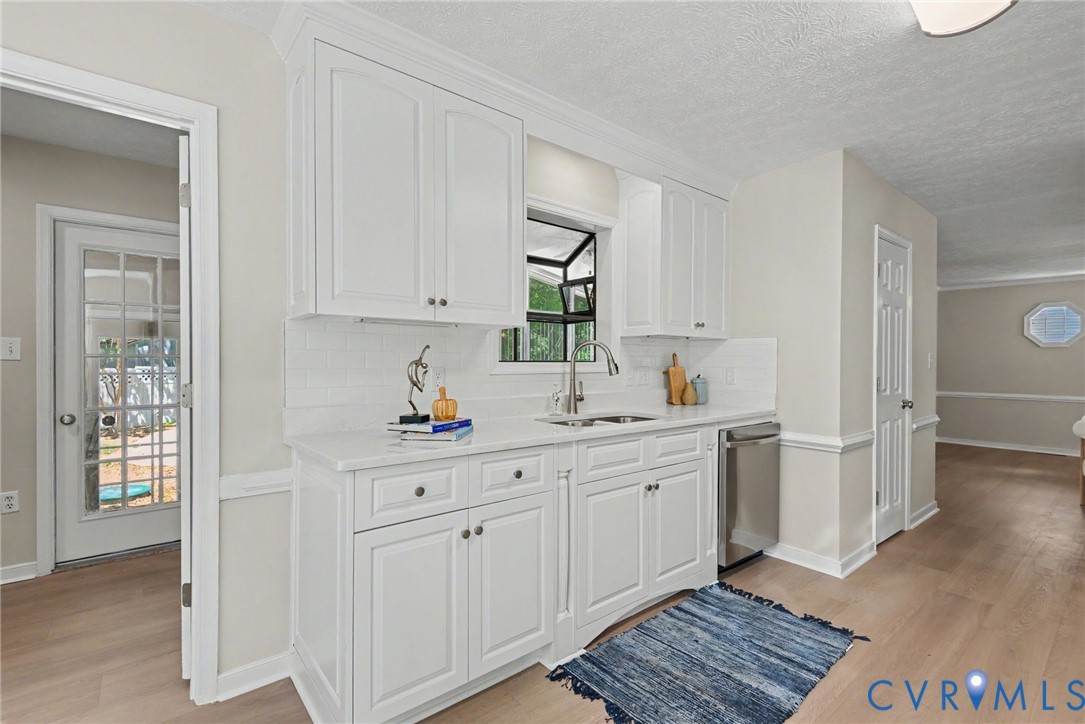 7530 Robinwood Ct
