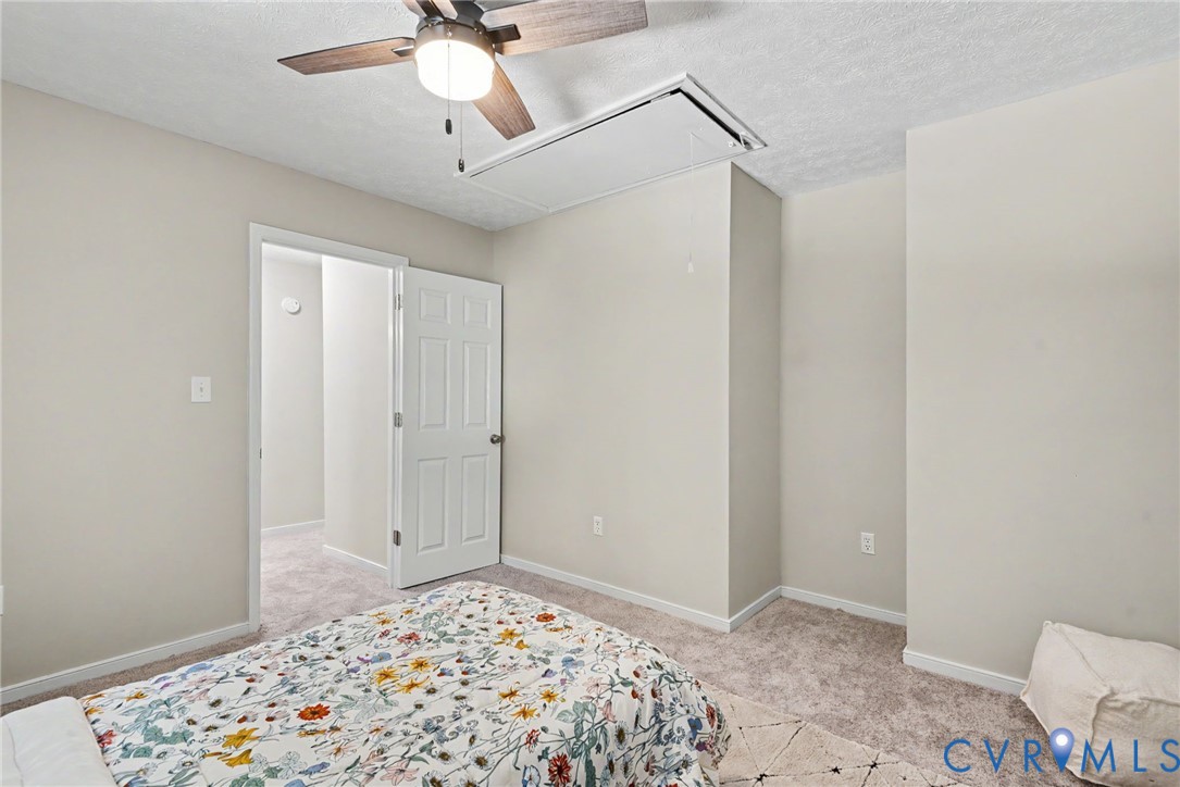 7530 Robinwood Ct