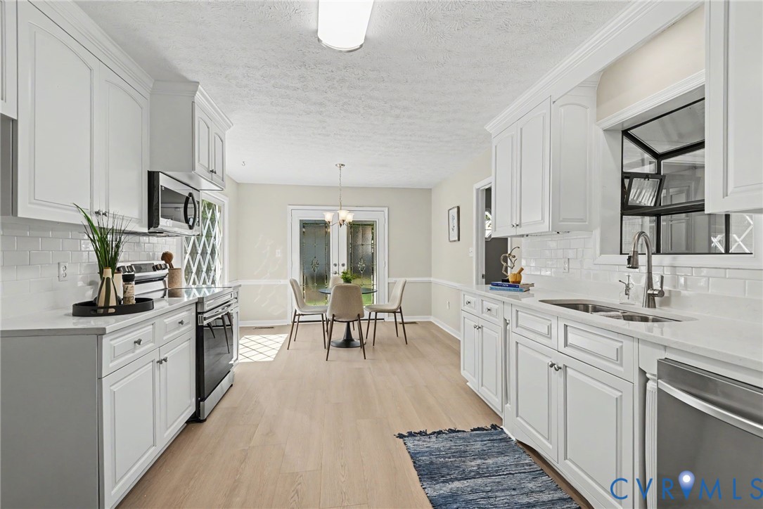 7530 Robinwood Ct