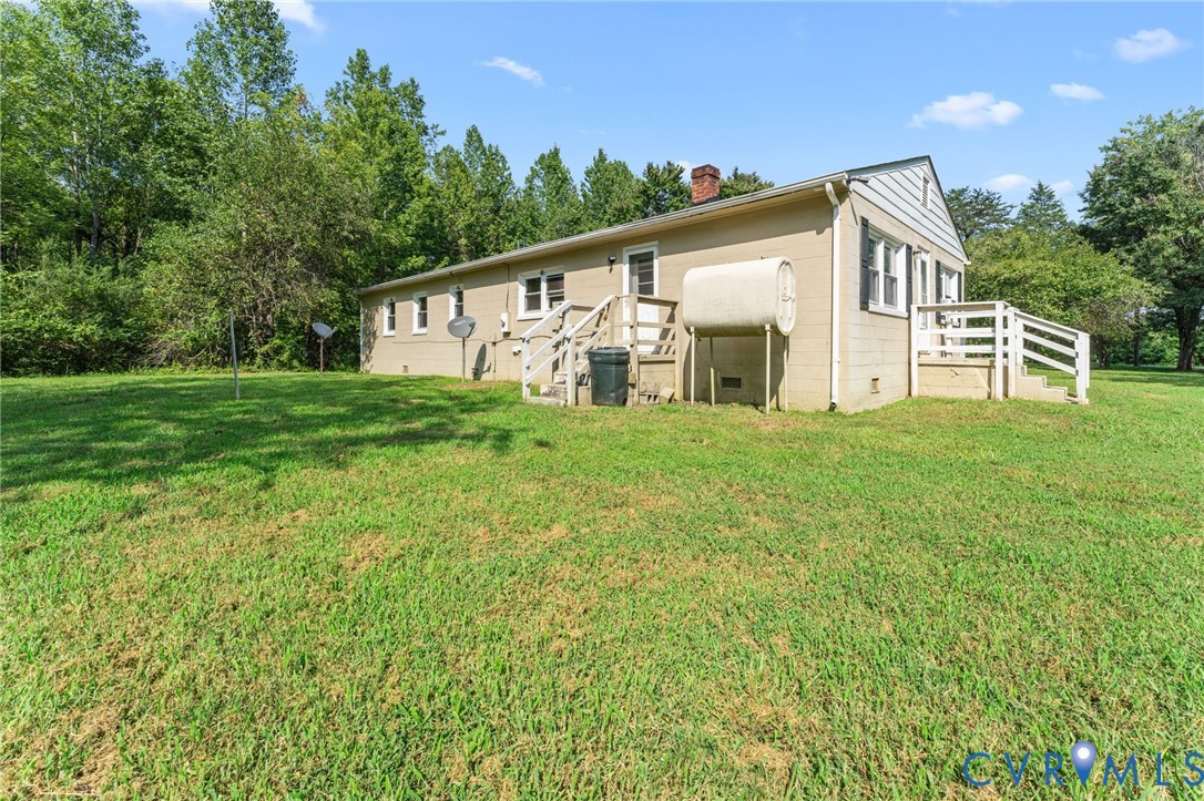2048 Haskin Rd
