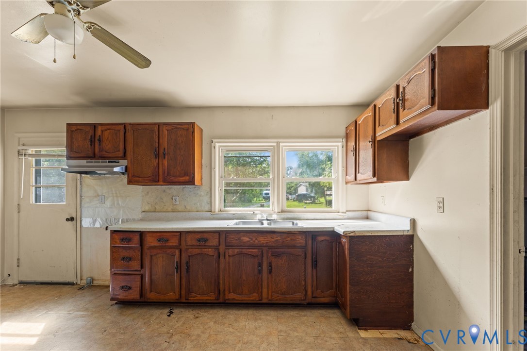 2048 Haskin Rd