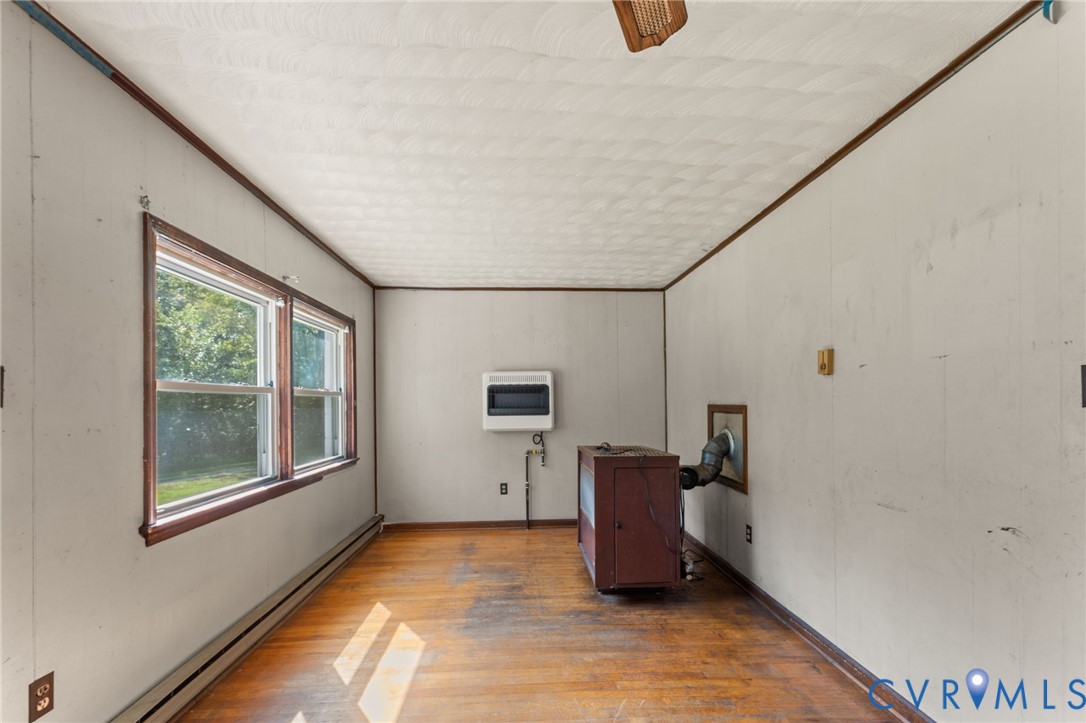 2048 Haskin Rd