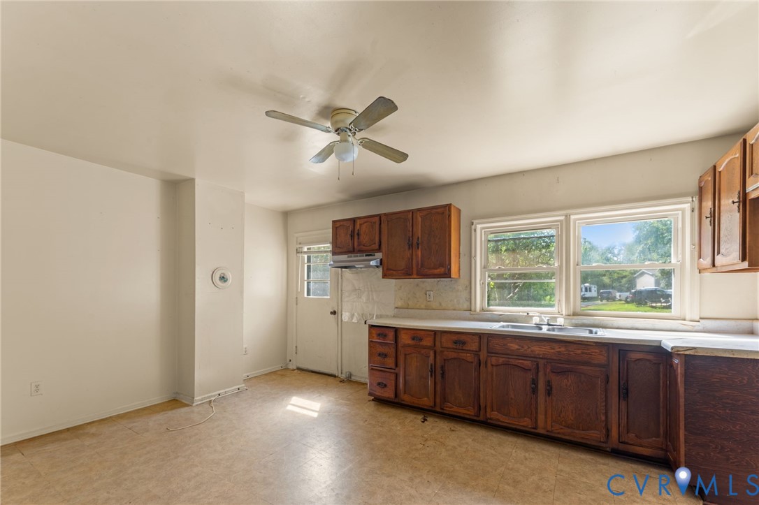 2048 Haskin Rd