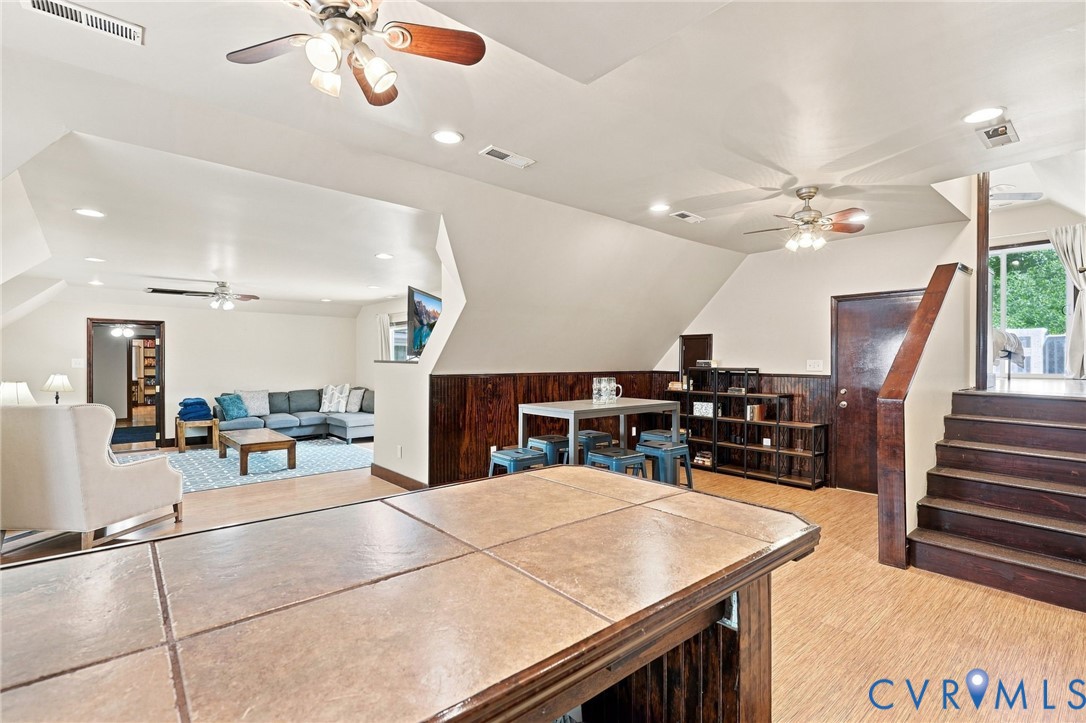 7266 Trimiew Estate Ln