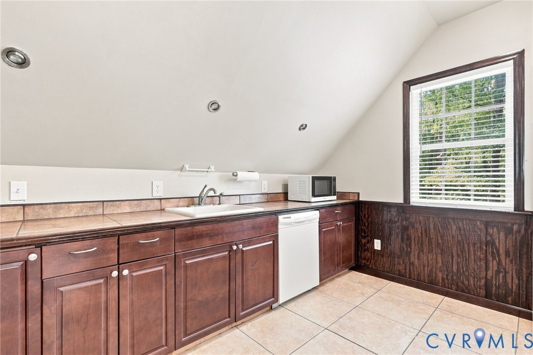 7266 Trimiew Estate Ln