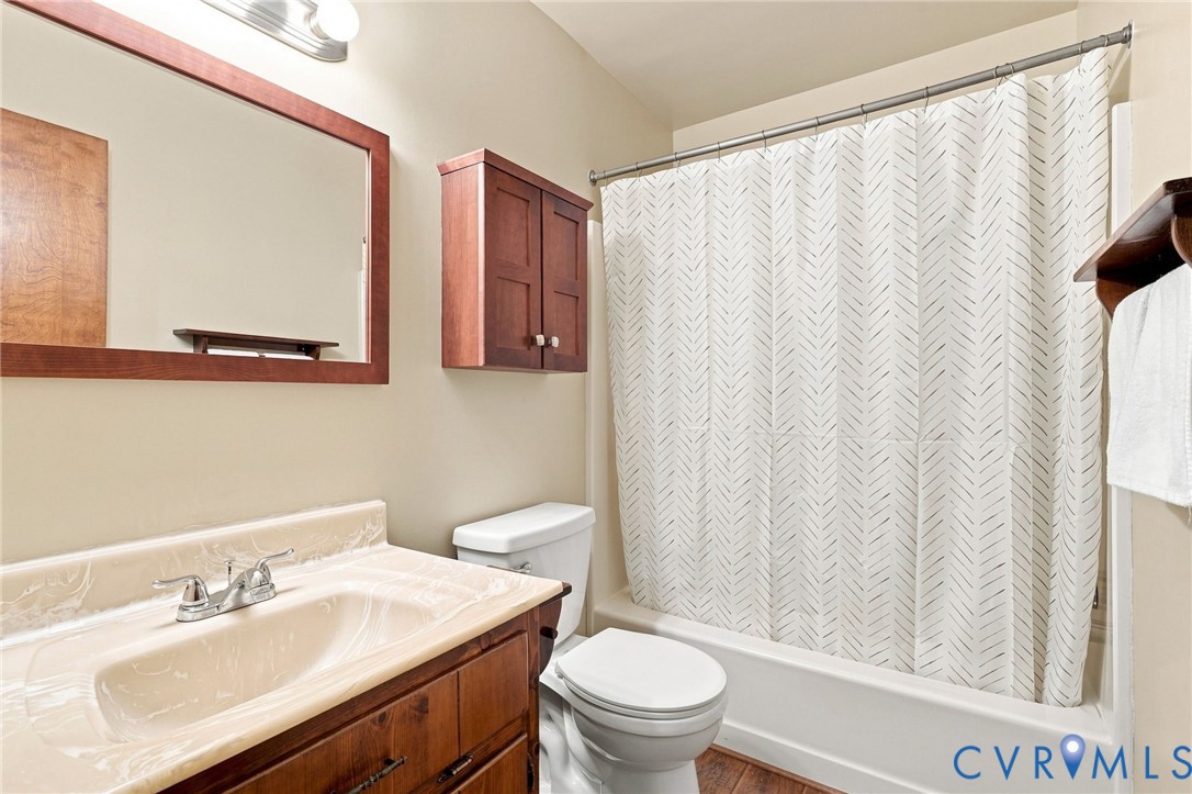 7266 Trimiew Estate Ln