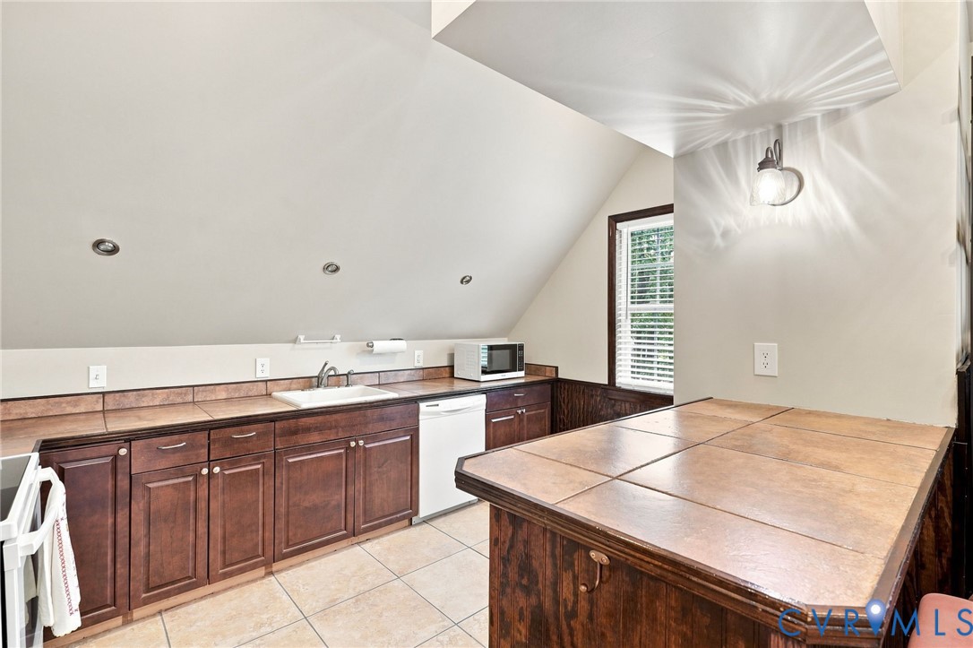7266 Trimiew Estate Ln
