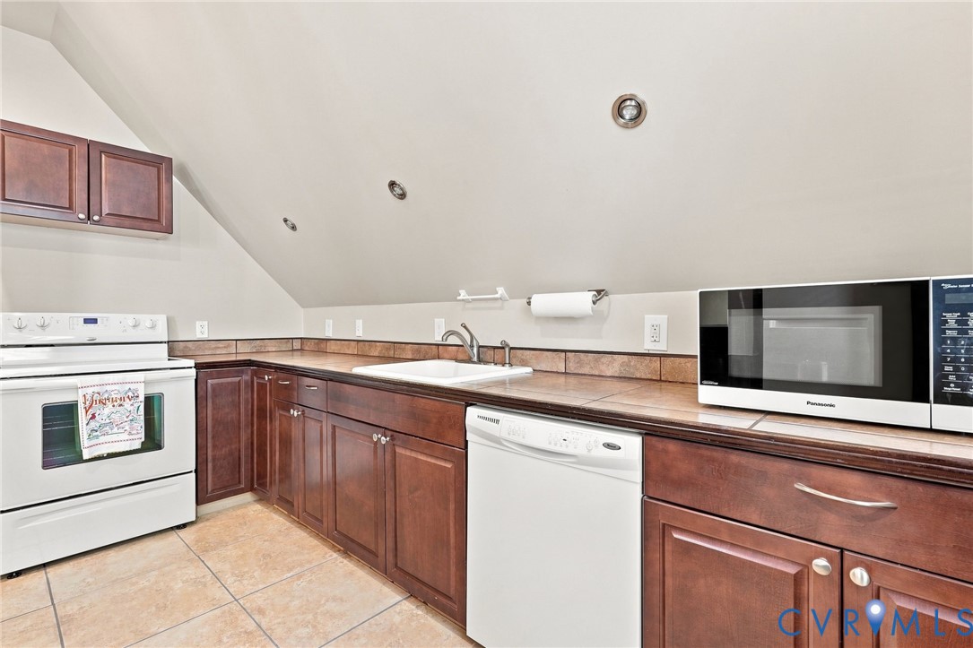 7266 Trimiew Estate Ln