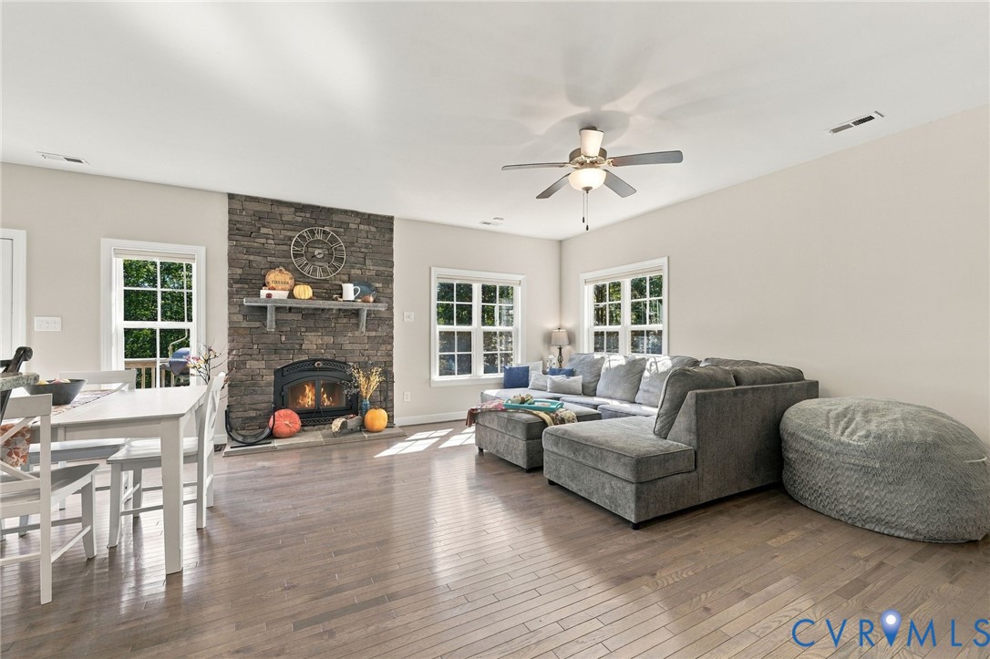4963 Shannon Hill Rd