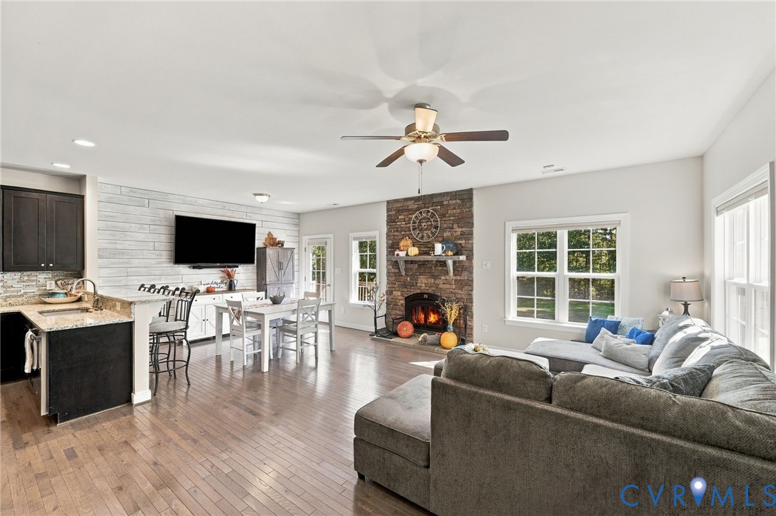 4963 Shannon Hill Rd