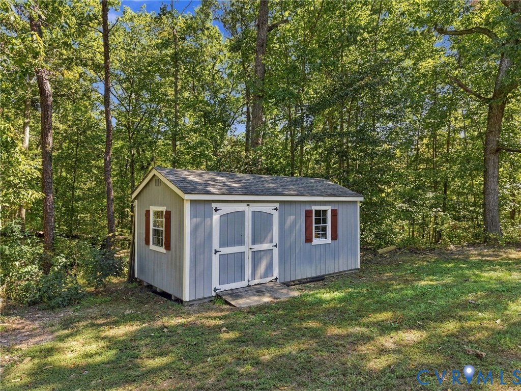 4963 Shannon Hill Rd