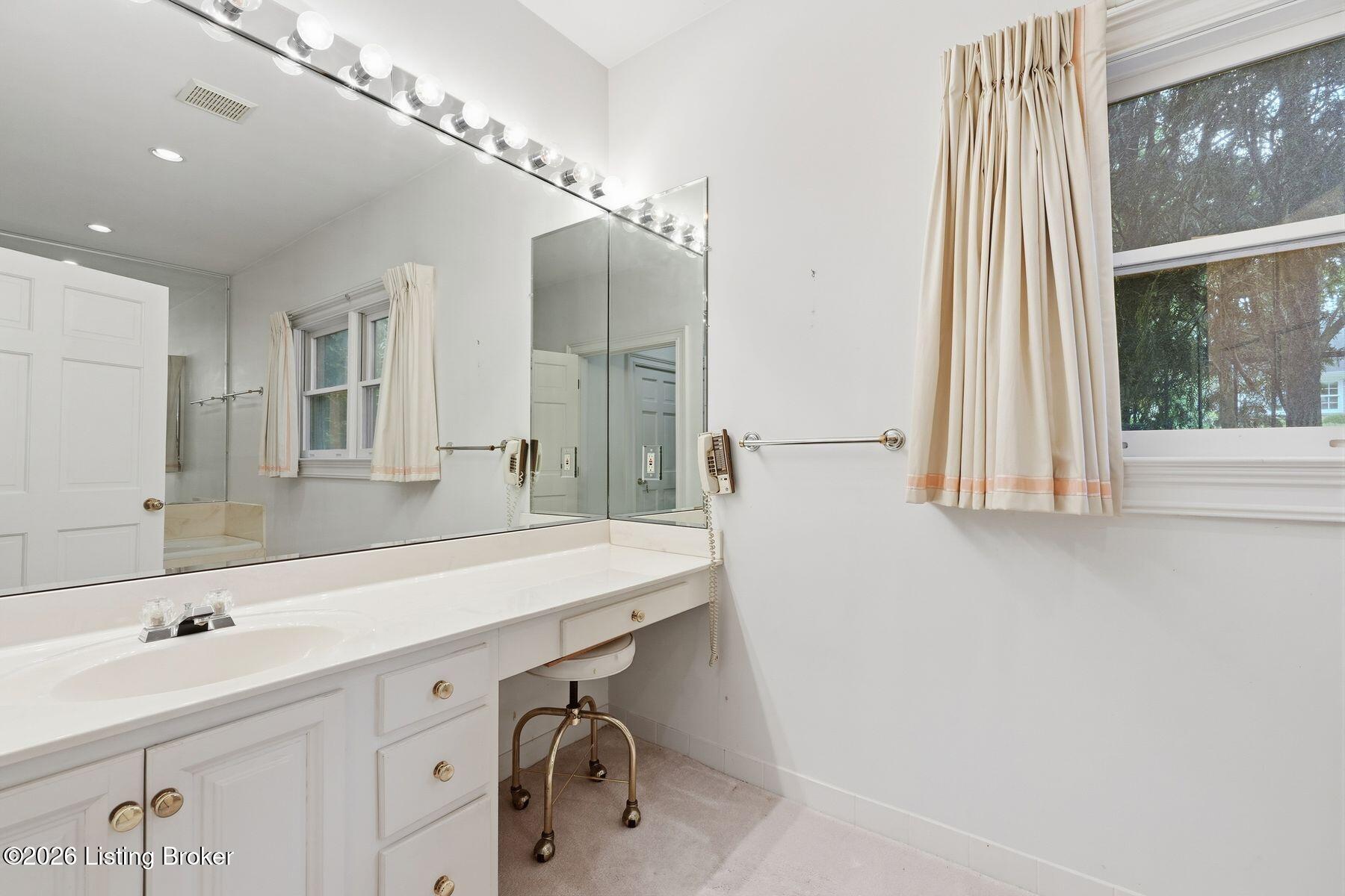 37 Brownsboro Hill Rd