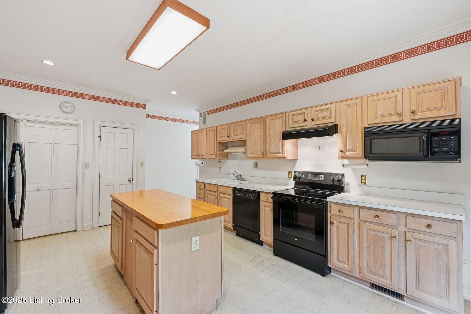 37 Brownsboro Hill Rd