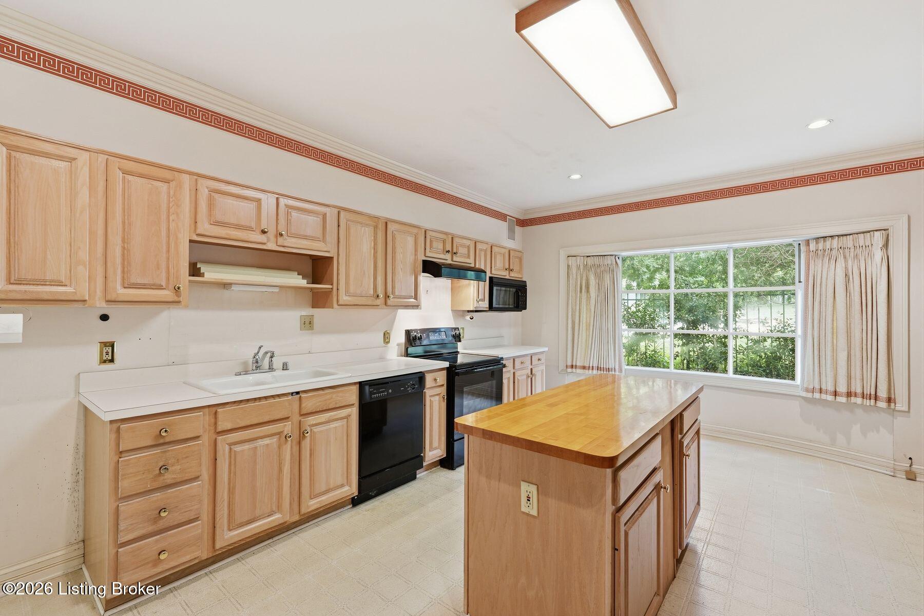 37 Brownsboro Hill Rd