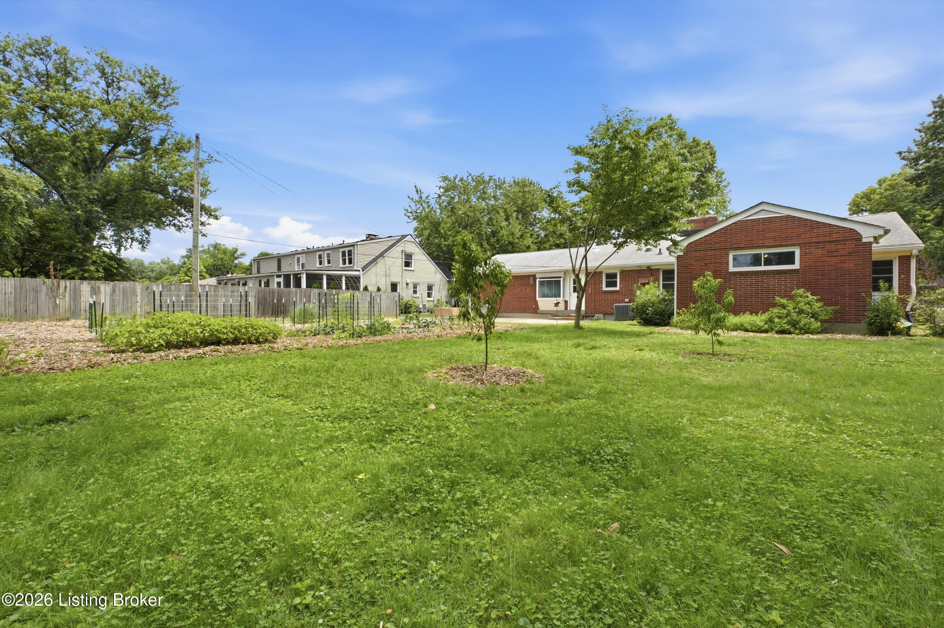 206 Dorchester Rd