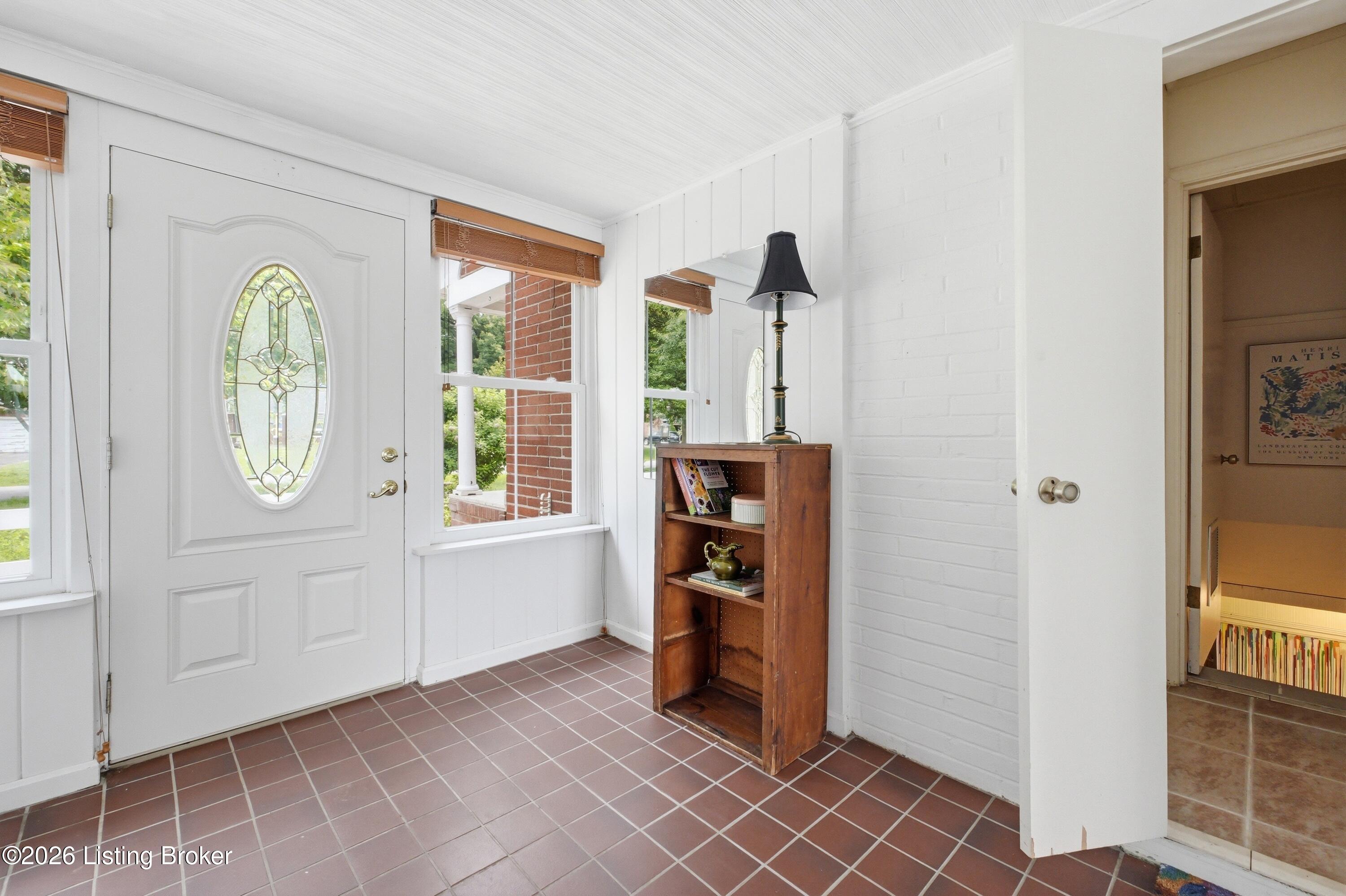 206 Dorchester Rd