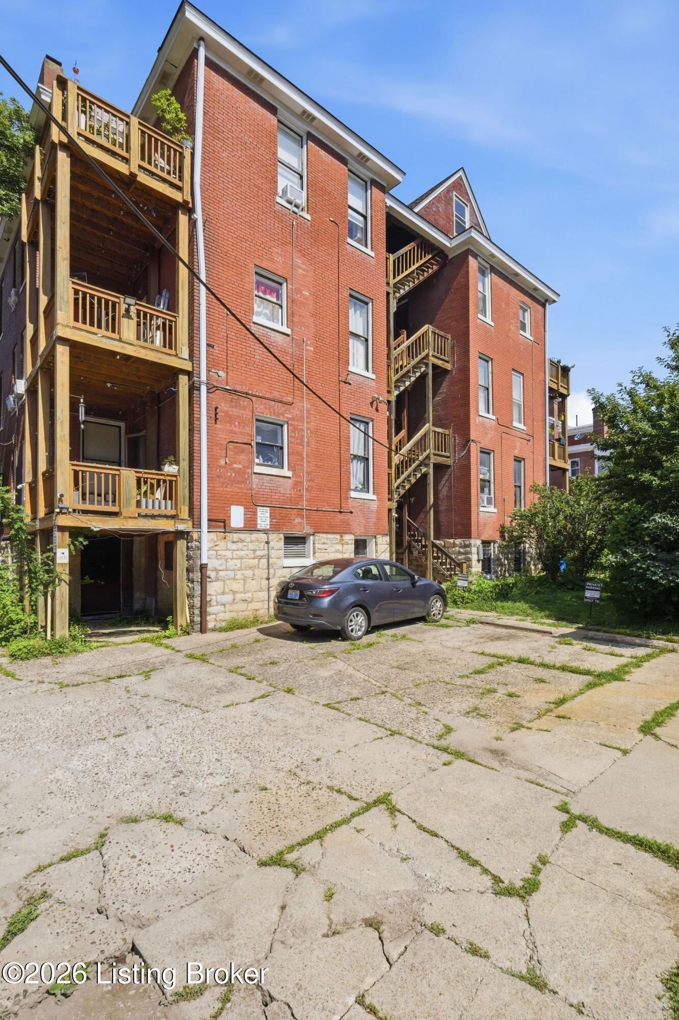 1479 S 4th St 5B