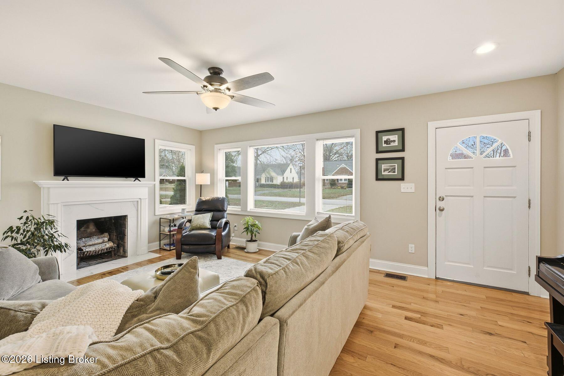 228 Sage Rd