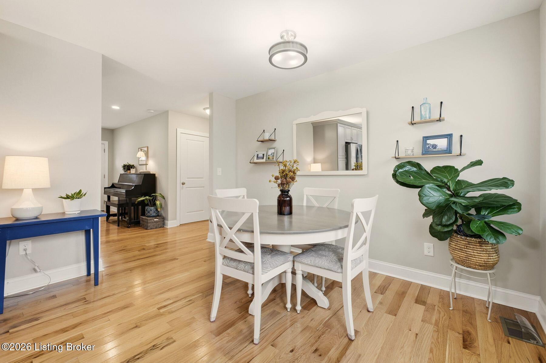228 Sage Rd