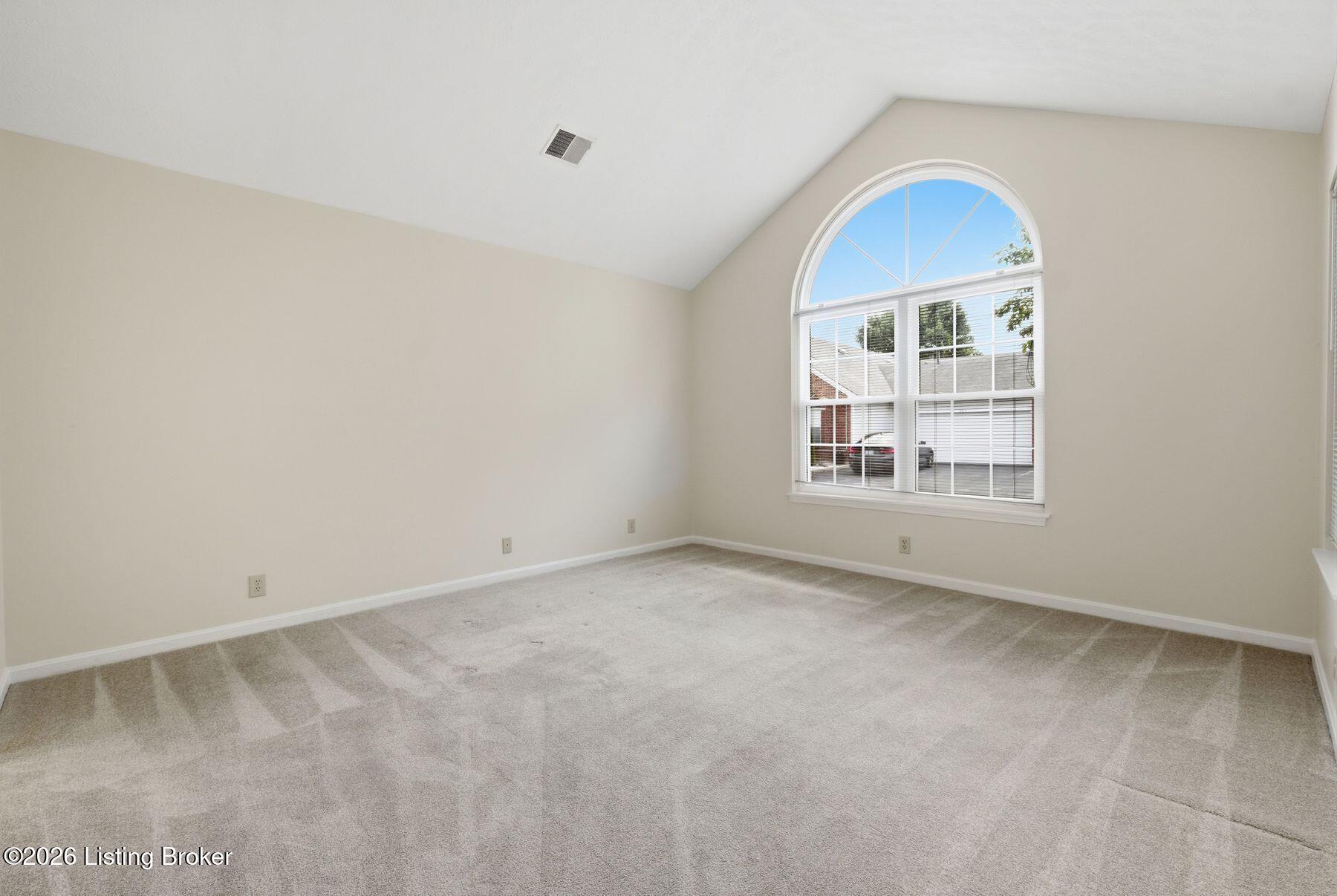 3910 Village Green Dr