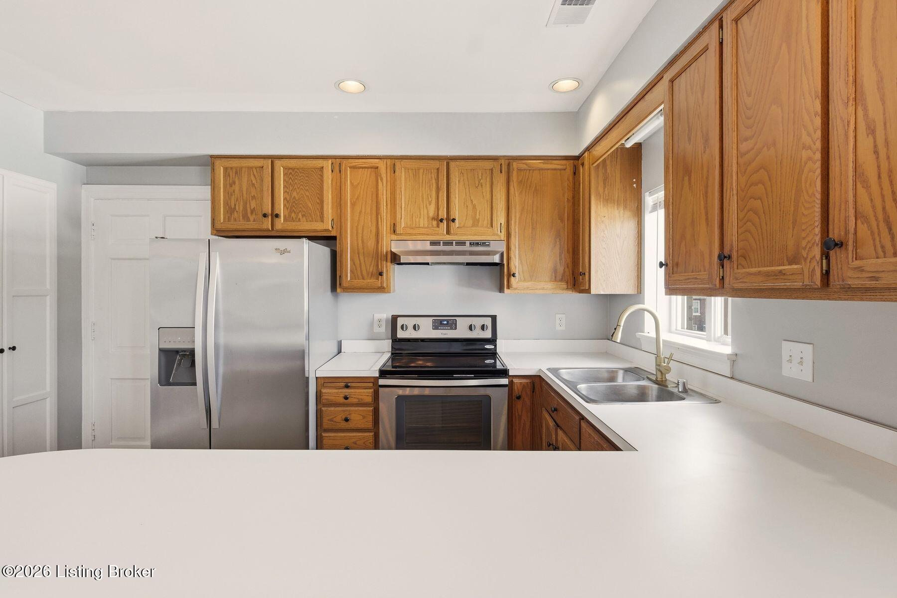2126 Village Dr 5