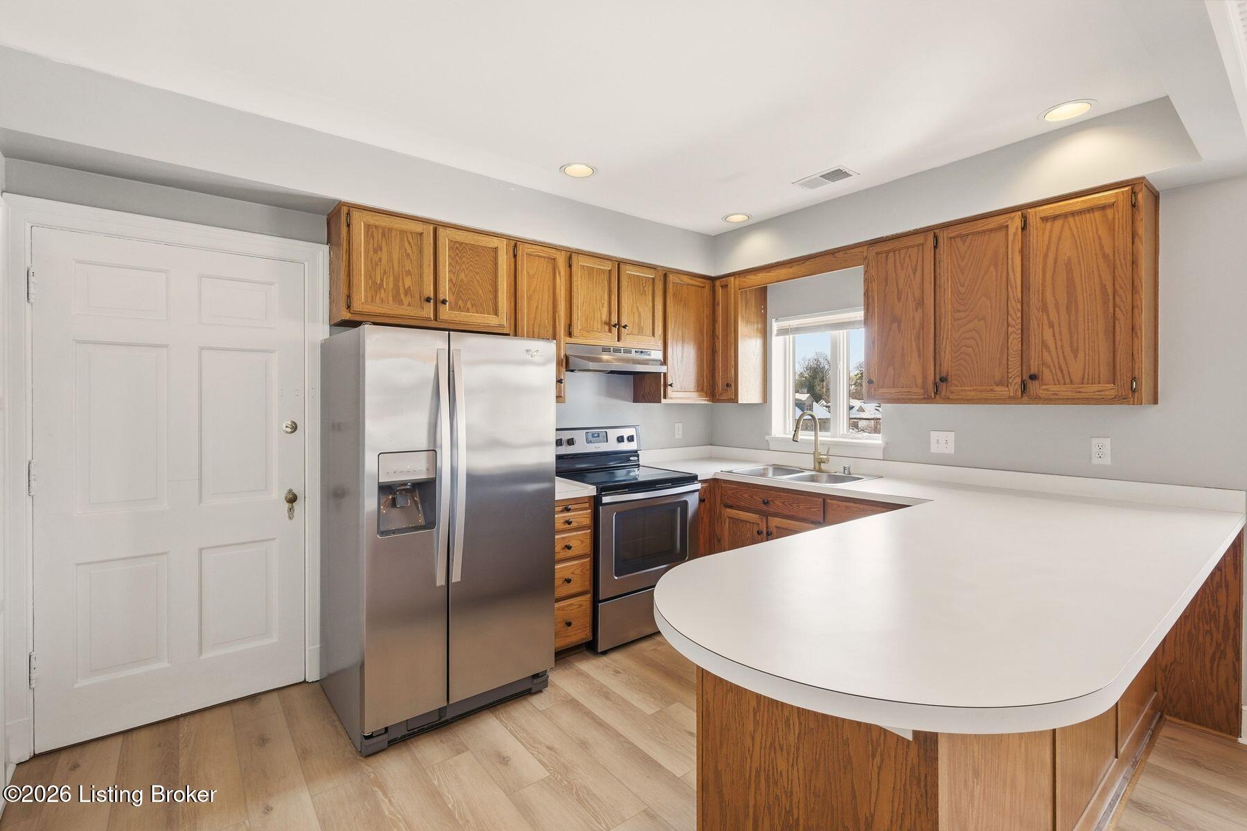 2126 Village Dr 5