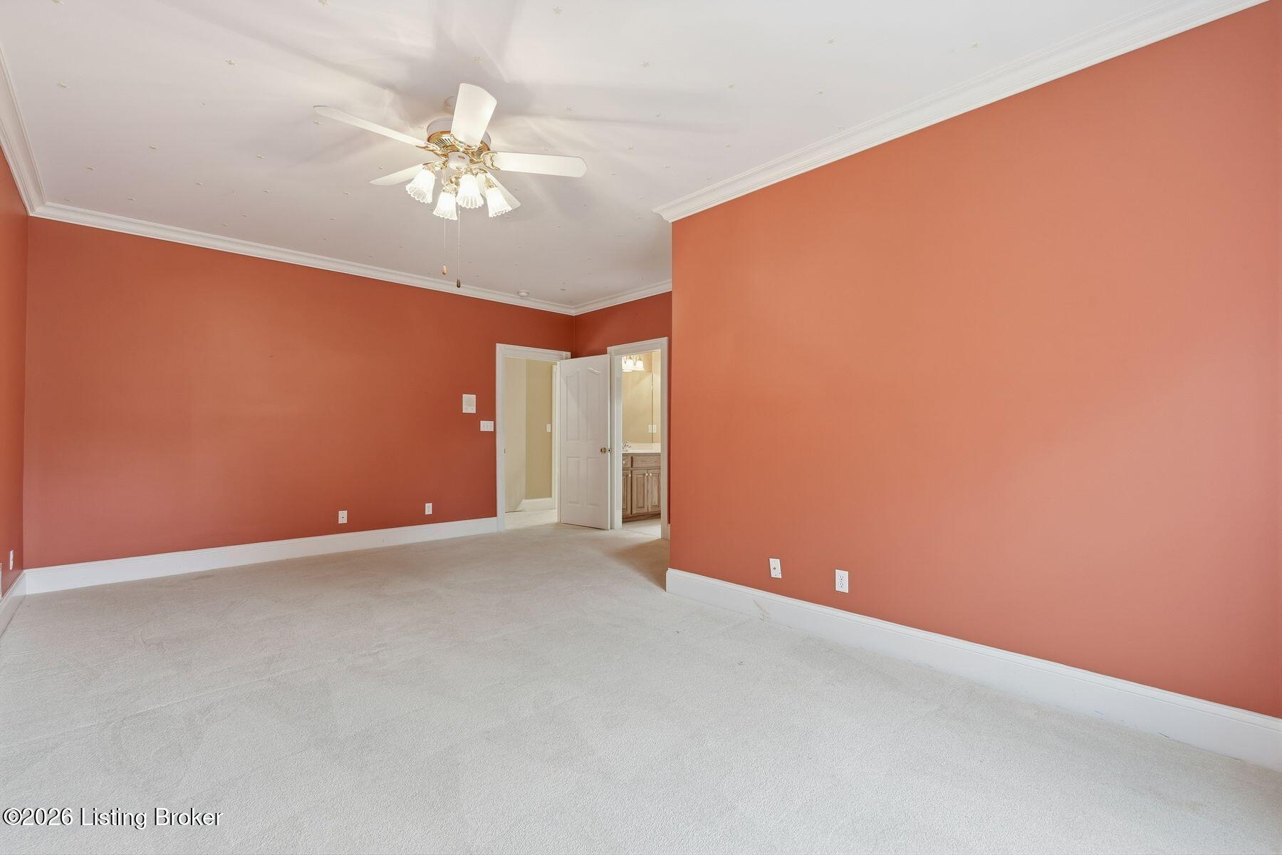 8618 Westover Dr