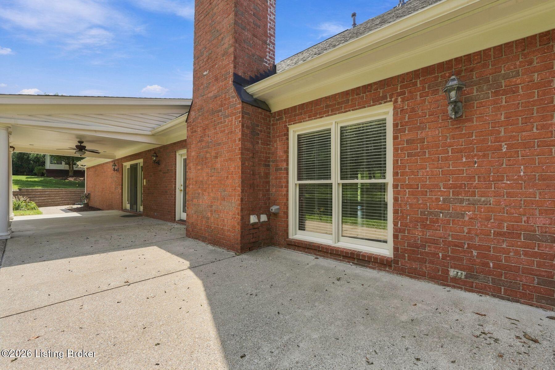 8618 Westover Dr