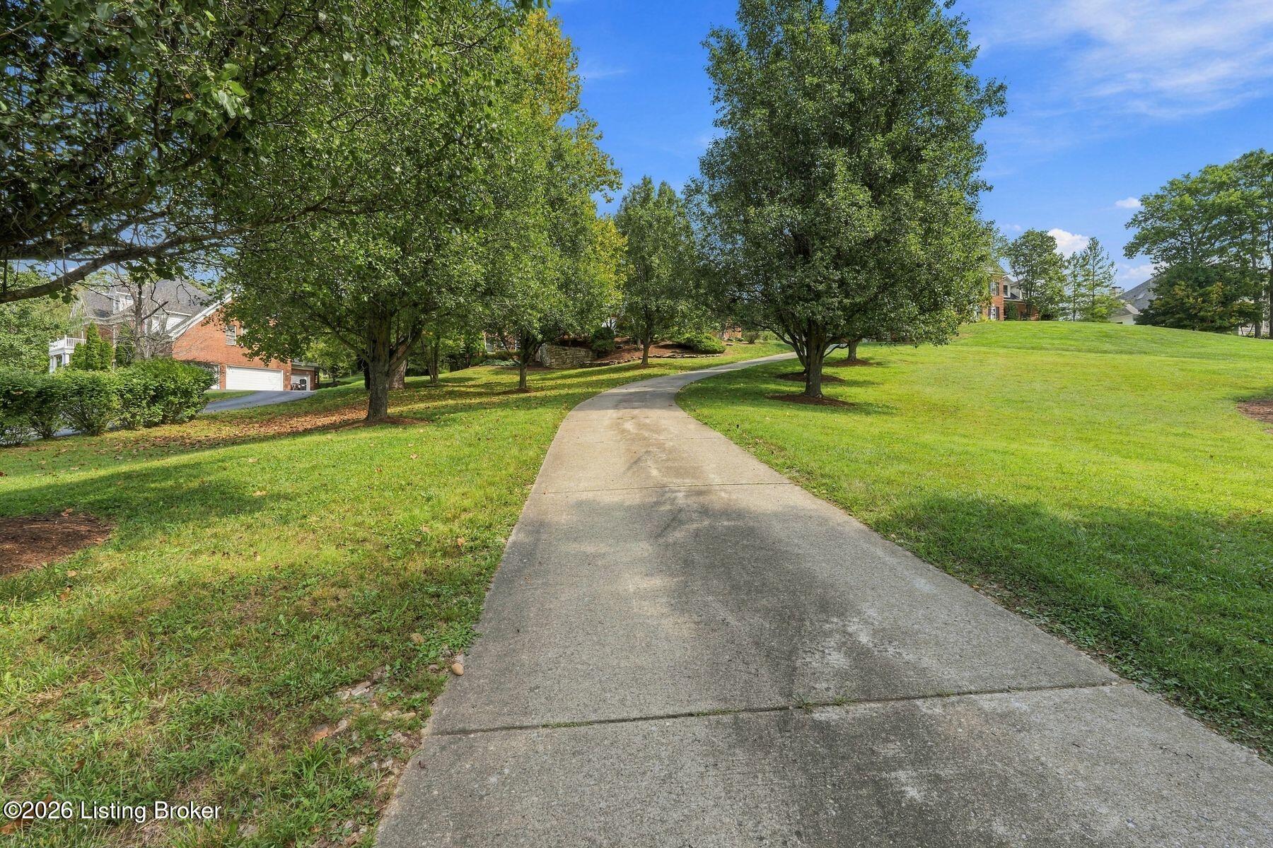 8618 Westover Dr