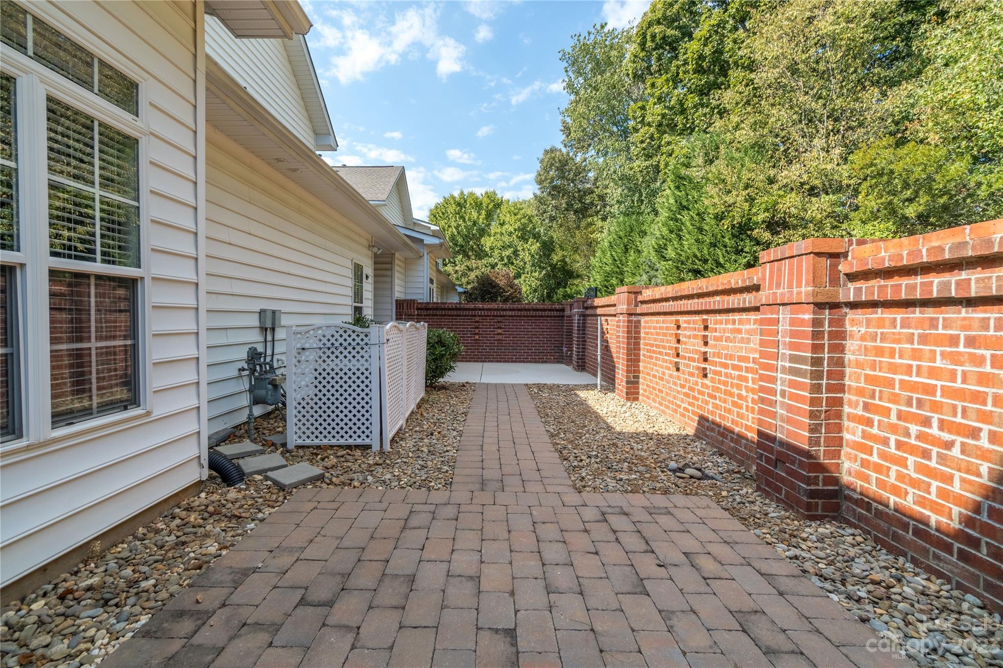 20232 Middletown Road