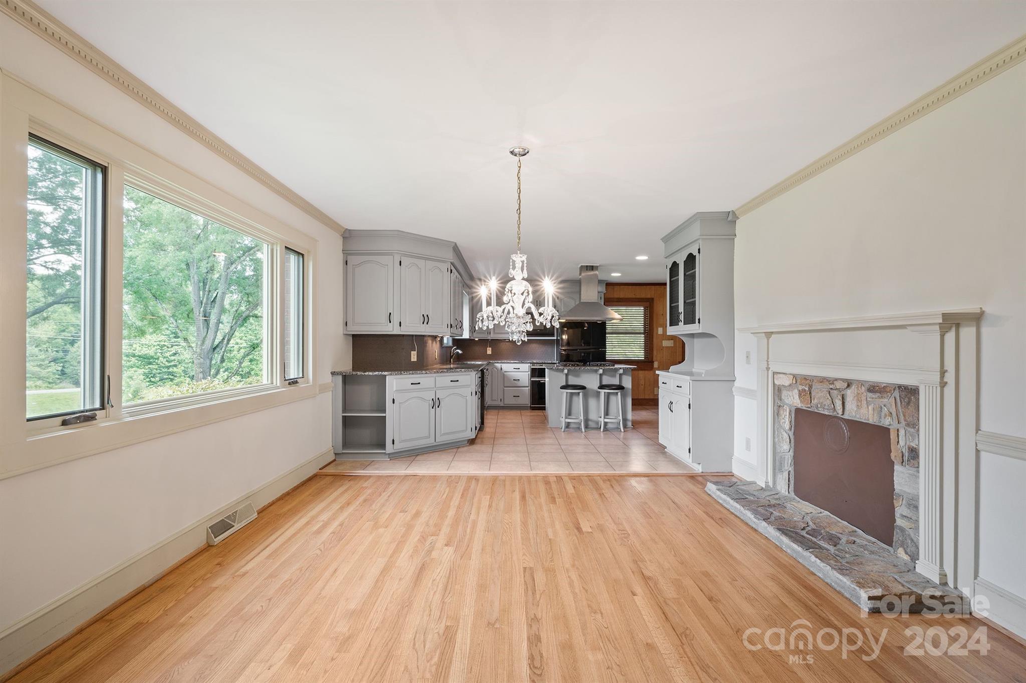 14024 Idlewild Road