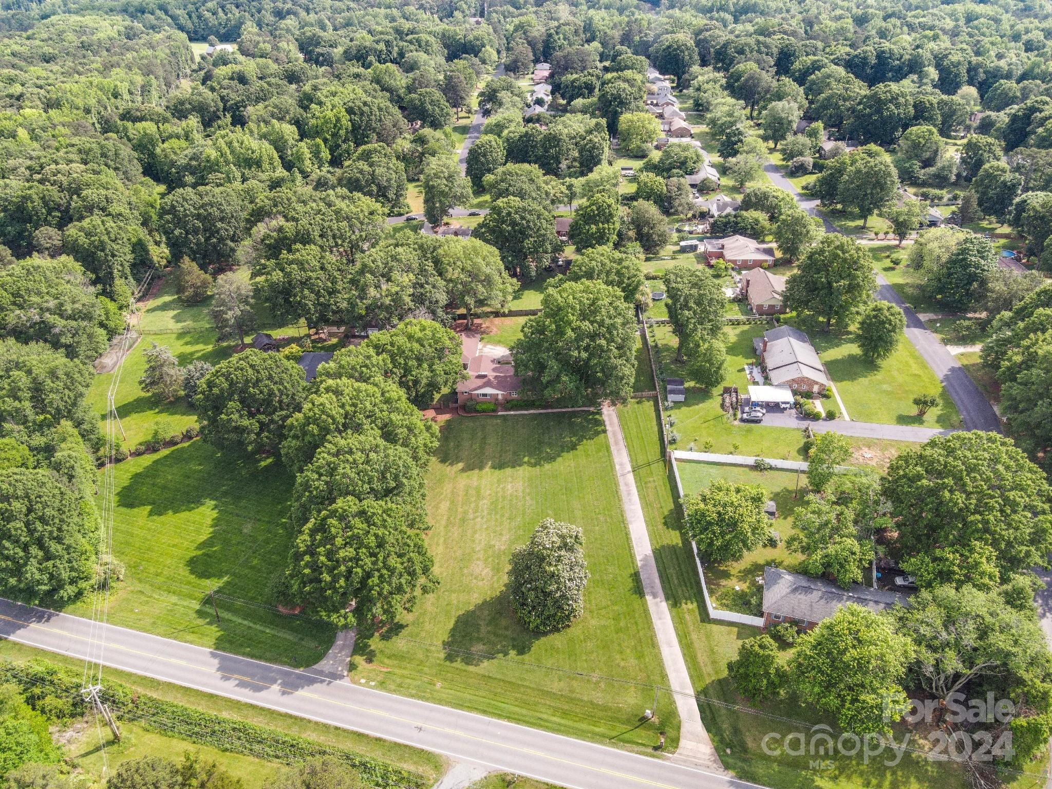 14024 Idlewild Road
