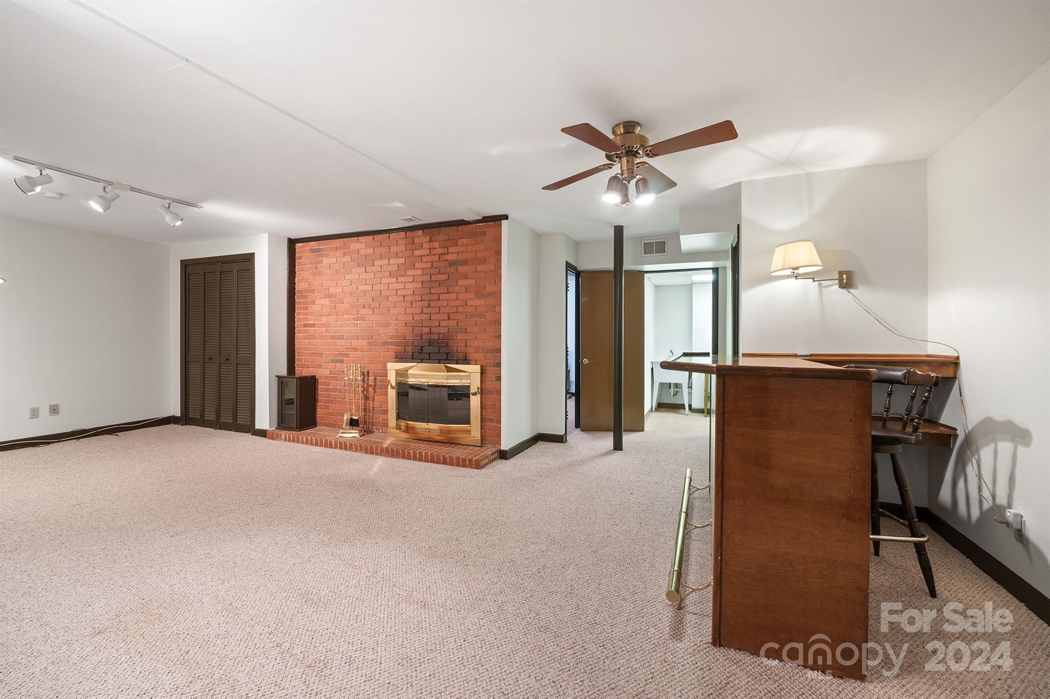 14024 Idlewild Road