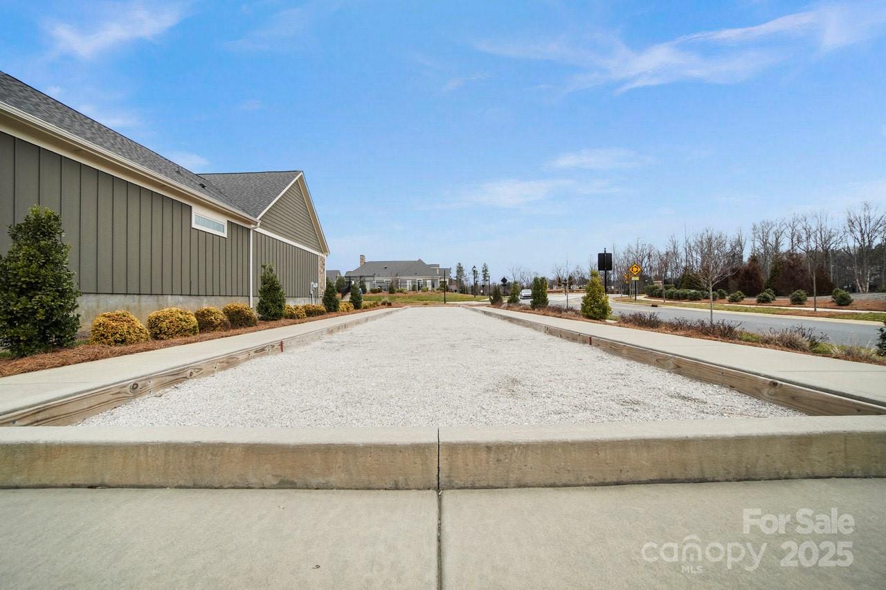 9113 Meadowmist Lane