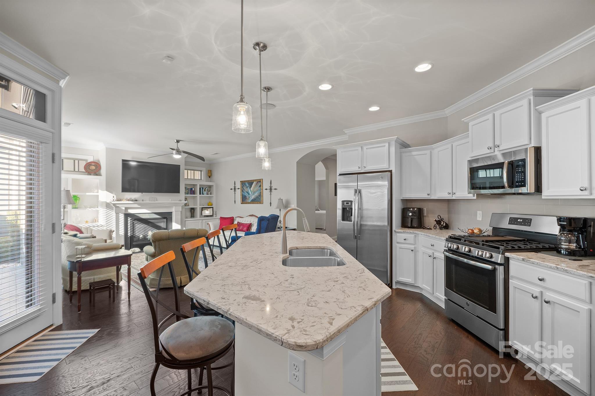 9113 Meadowmist Lane