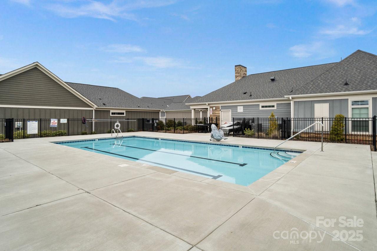 9113 Meadowmist Lane