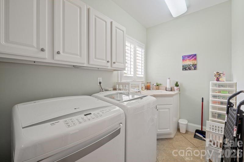 17426 Springwinds Drive Unit: 122