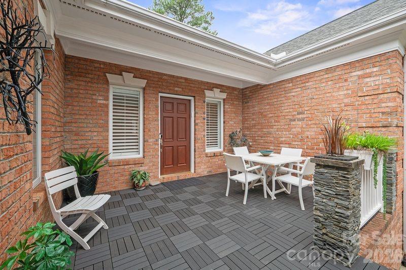 17426 Springwinds Drive Unit: 122