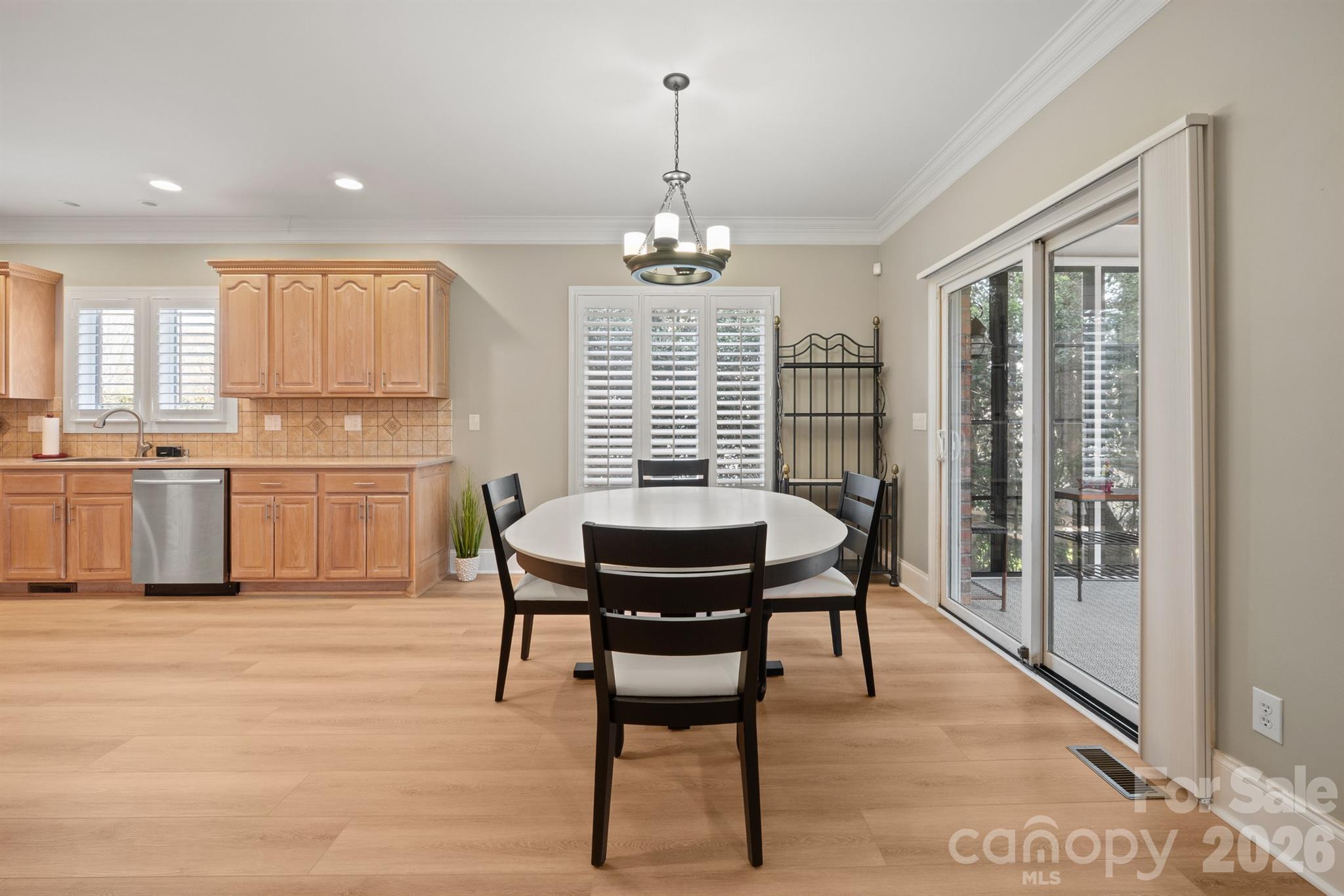 17426 Springwinds Drive Unit: 122