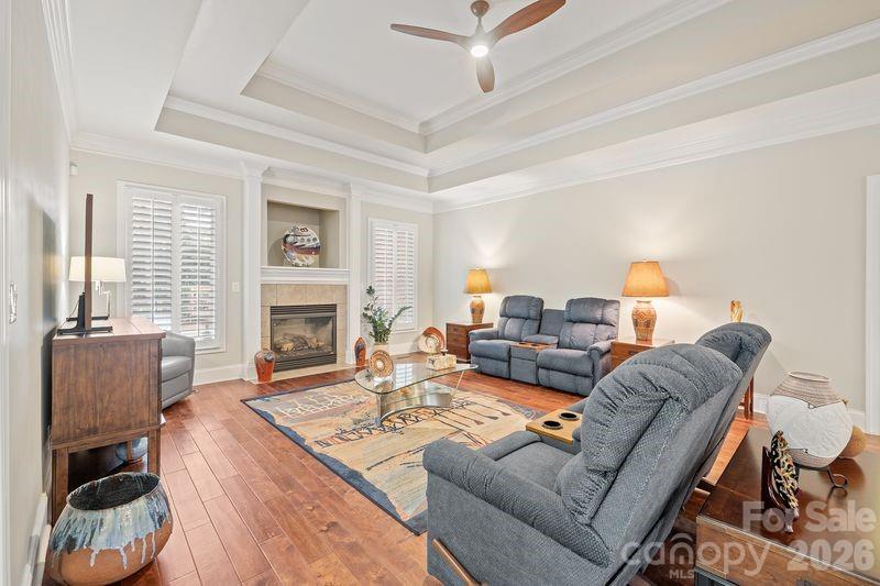 17426 Springwinds Drive Unit: 122